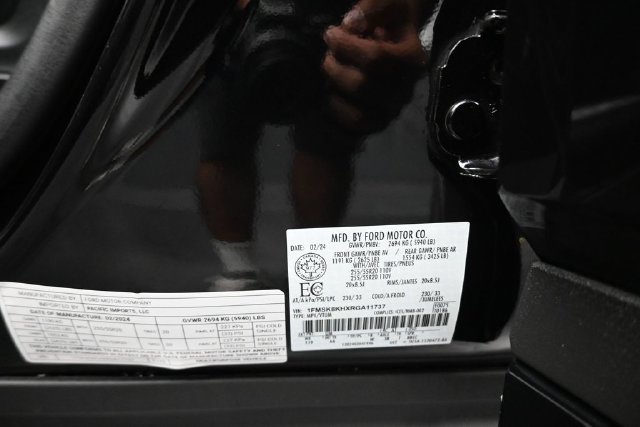 Certified 2024 Ford Explorer ST-Line w/ Class IV Trailer Tow Package AWD/4WD image 34