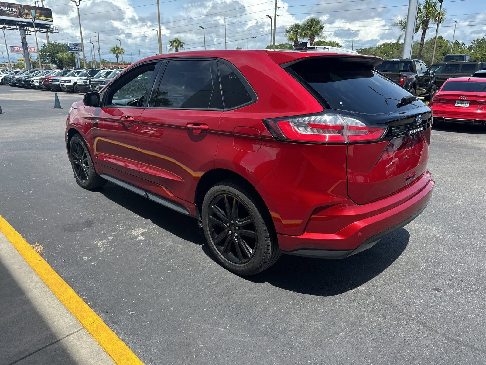 Certified 2022 Ford Edge ST-Line AWD/4WD image 6
