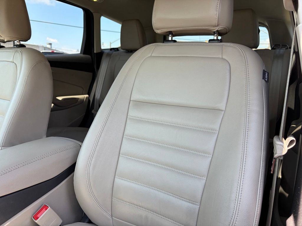 Certified 2017 Ford Escape Titanium AWD/4WD image 46
