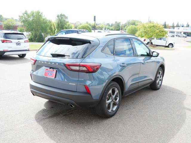 Certified 2026 Ford Escape ST-Line AWD/4WD image 5