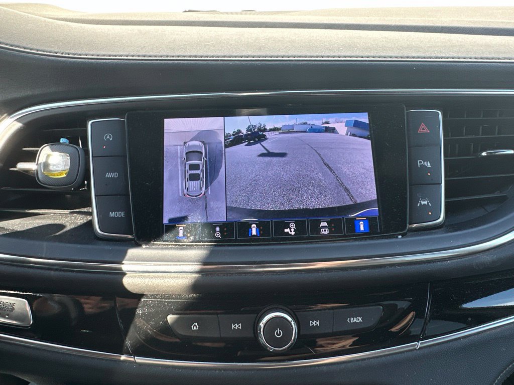 Used 2022 Buick Enclave Avenir w/ Avenir Technology Package AWD/4WD image 46