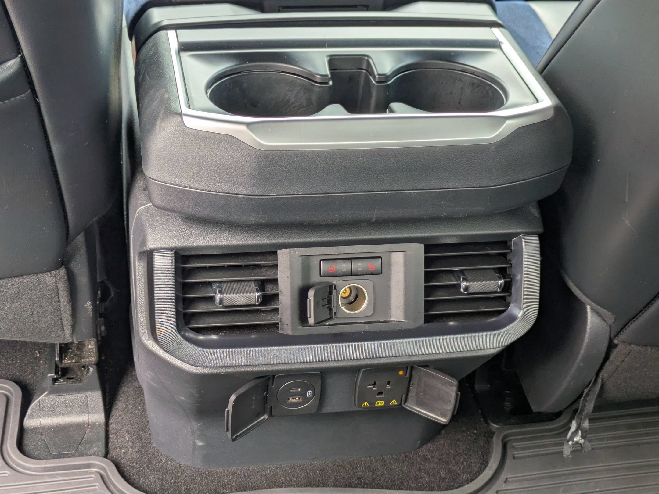 Certified 2023 Ford F150 Raptor w/ Raptor 37 Performance Package AWD/4WD image 32