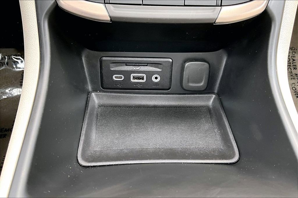 Used 2023 GMC Terrain Denali w/ Denali Premium Package AWD/4WD image 32