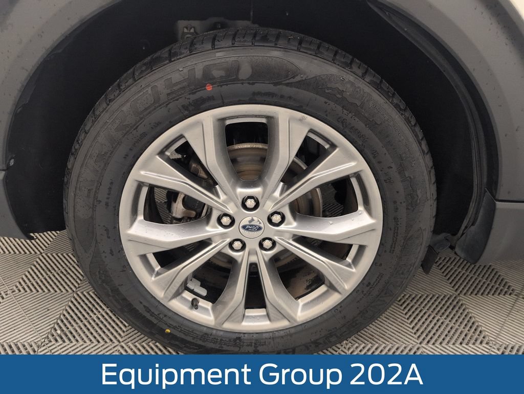 Certified 2022 Ford Explorer XLT w/ Equipment Group 202A RWD image 20