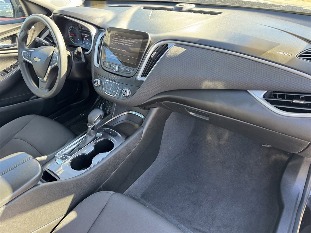 Used 2023 Chevrolet Malibu LT image 5
