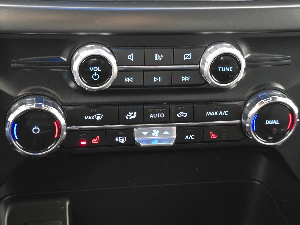 Certified 2024 Ford F150 XLT w/ Equipment Group 302A MID AWD/4WD image 28