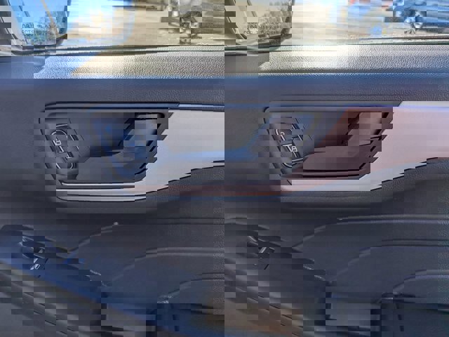 Certified 2022 Ford Escape SE image 32