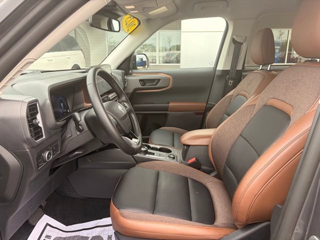 Certified 2025 Ford Bronco Sport Outer Banks w/ Outer Banks Tech Package+ AWD/4WD image 9