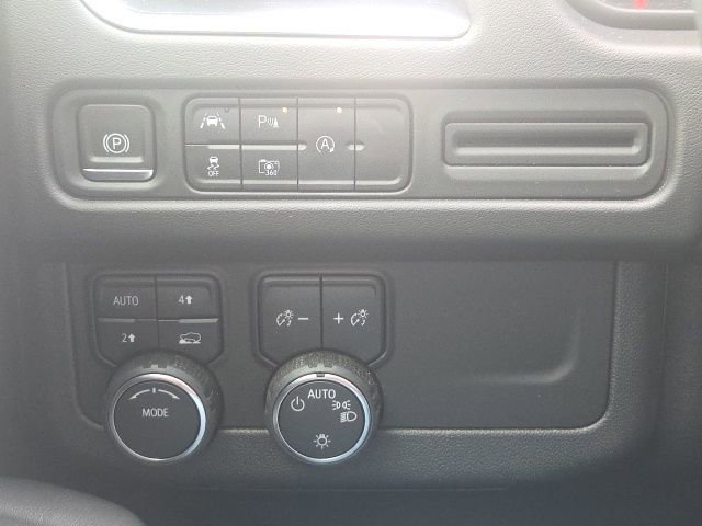 Used 2023 Chevrolet Tahoe LT w/ LT Signature Plus Package image 28