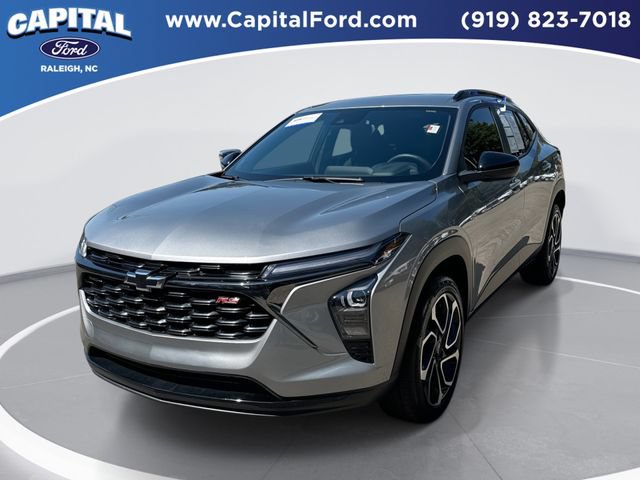 Used 2025 Chevrolet Trax RS w/ Driver Confidence Package