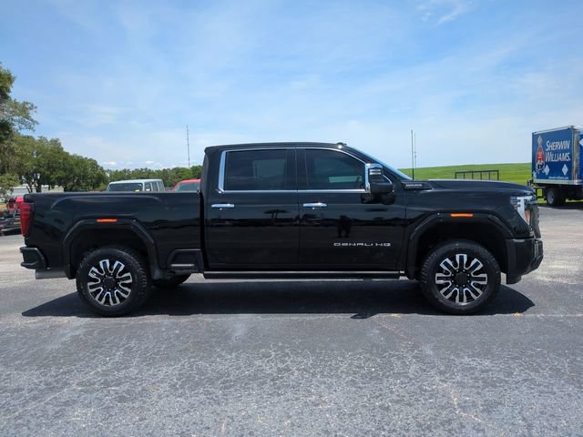Used 2024 GMC Sierra 2500 Denali Ultimate AWD/4WD image 4