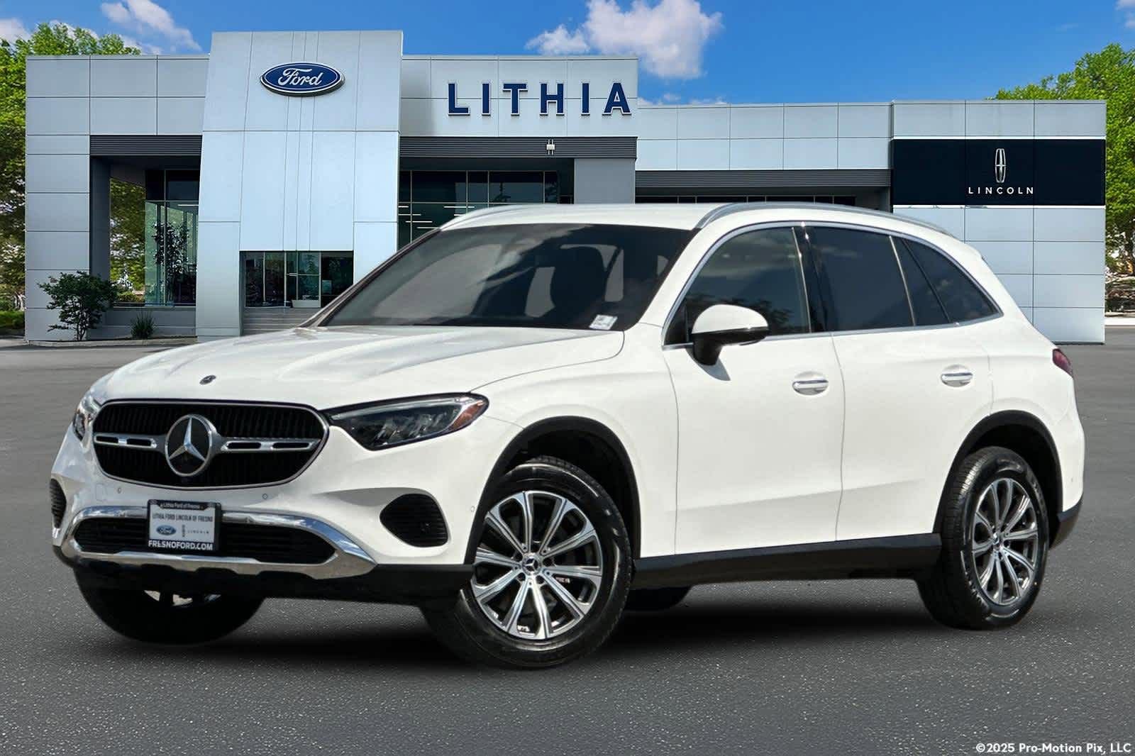 Used 2024 Mercedes-Benz GLC 300 w/ Winter Package image 1