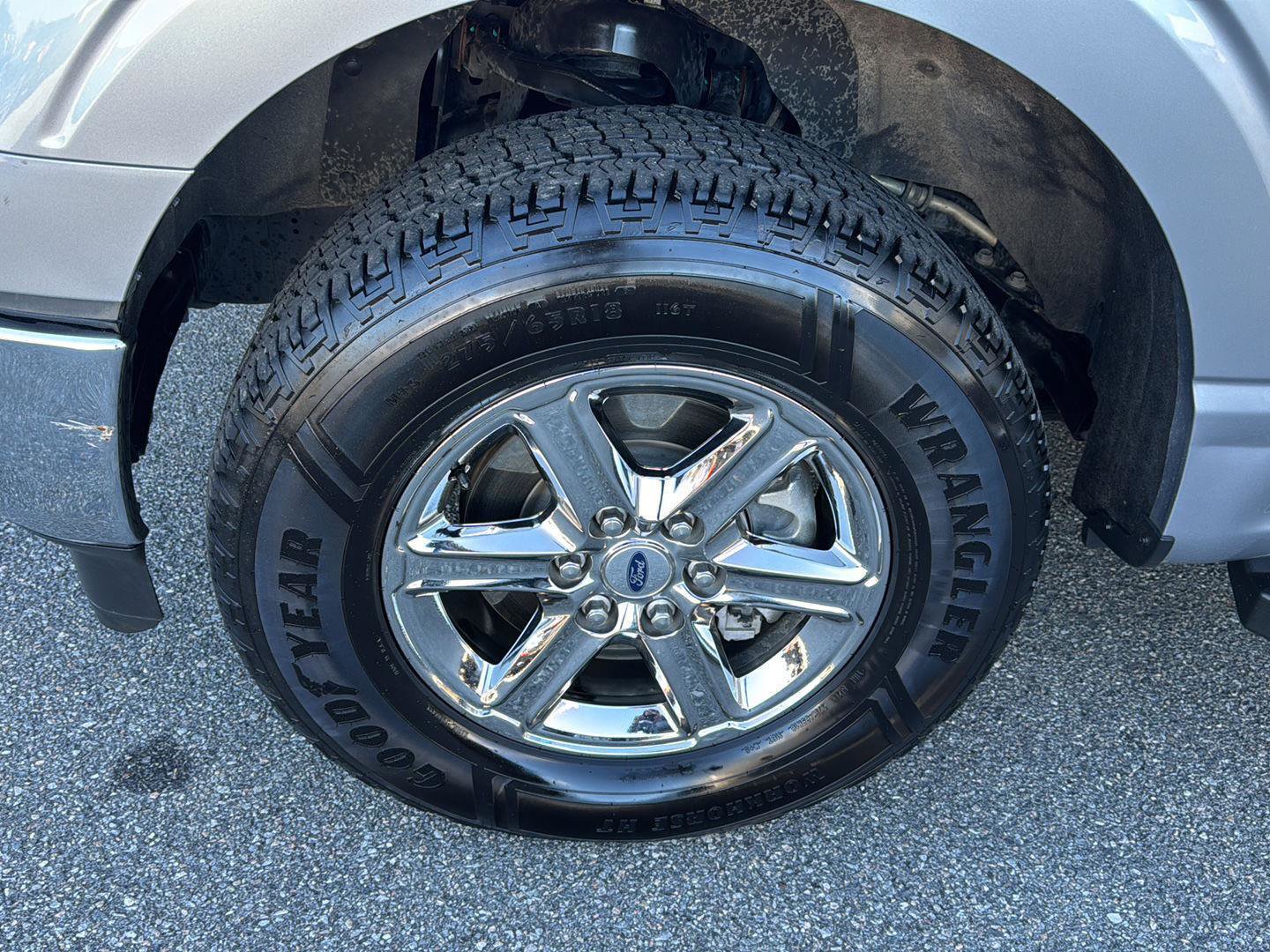 Certified 2024 Ford F150 XLT w/ Mobile Office Package image 31