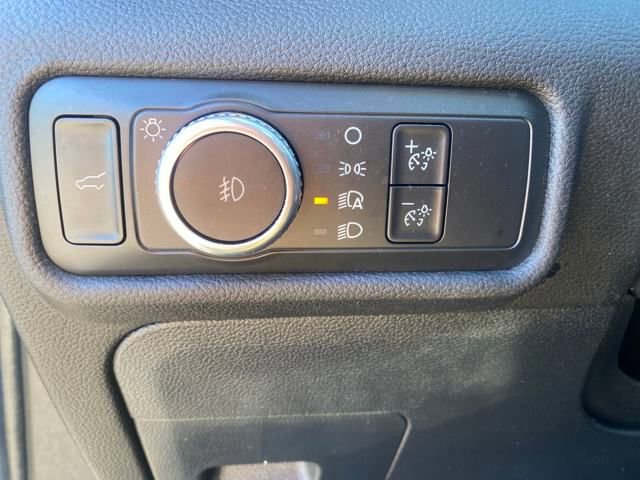 Certified 2022 Ford Explorer XLT w/ Equipment Group 202A image 20