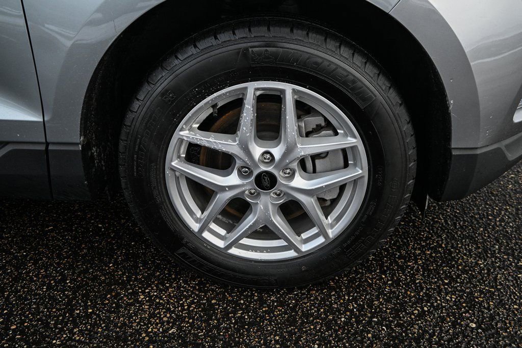 Certified 2024 Ford Edge SEL w/ Convenience Package image 18