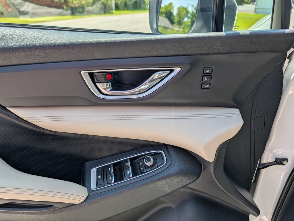 Used 2019 Subaru Ascent Limited AWD/4WD image 21
