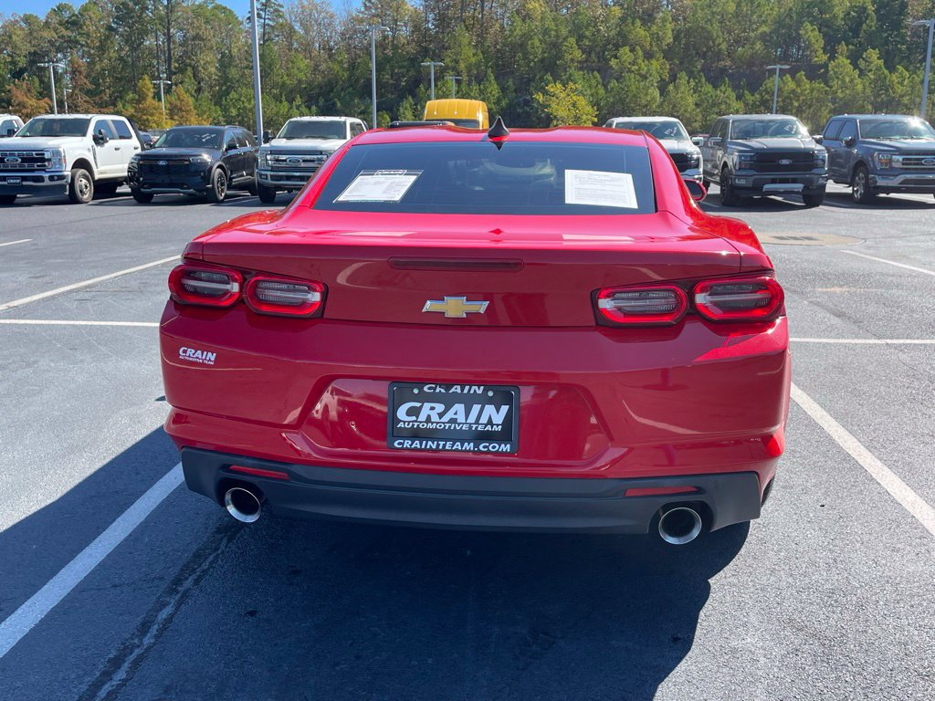 Used 2019 Chevrolet Camaro LT RWD image 6