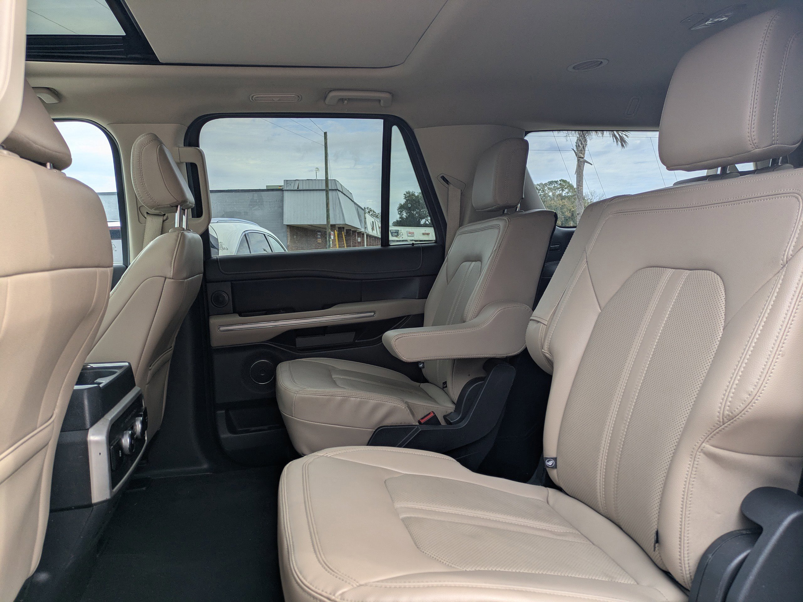 Certified 2023 Ford Expedition Max Limited image 14