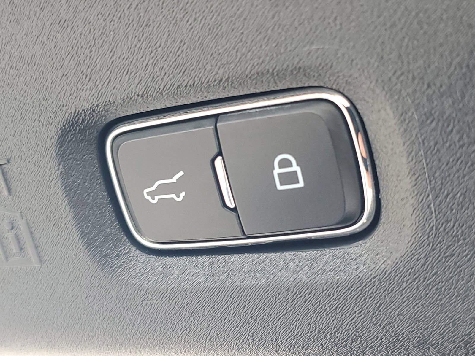 Certified 2025 Ford Expedition Active RWD image 9