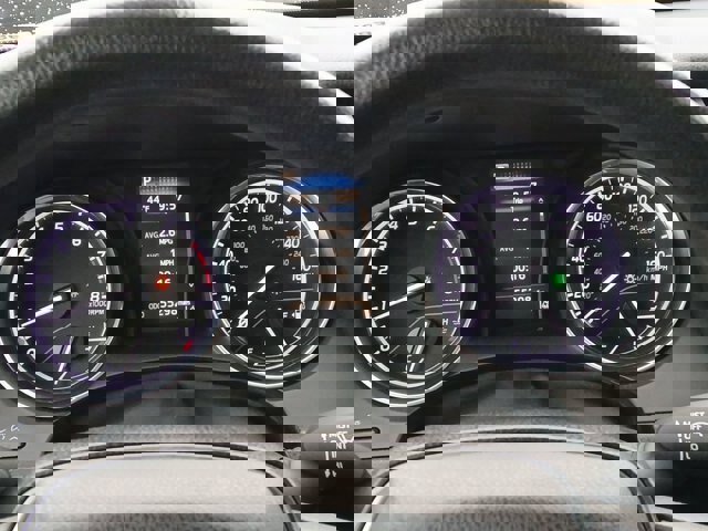 Used 2019 Toyota Camry LE FWD image 10