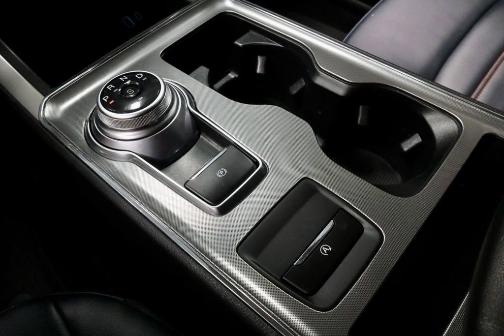 Certified 2024 Ford Edge SEL w/ Sport Appearance Package AWD/4WD image 30