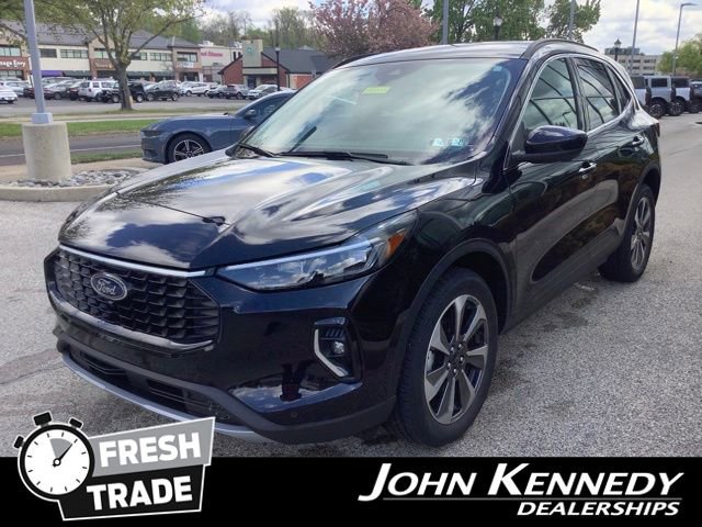 Certified 2023 Ford Escape Platinum AWD/4WD image 6