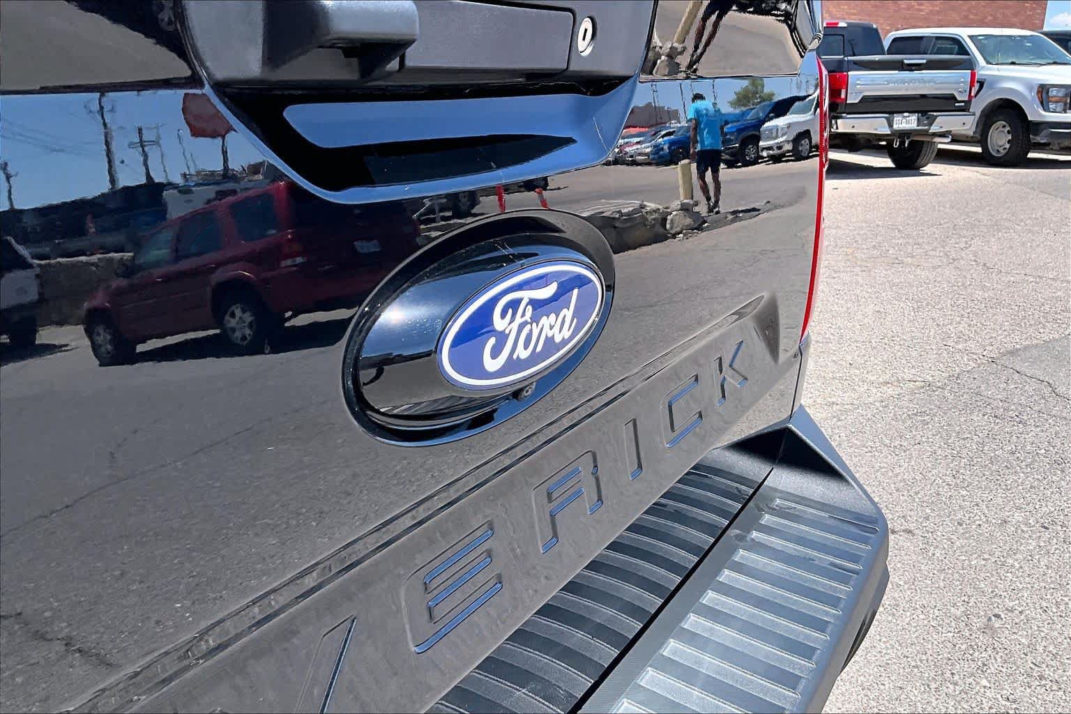 Certified 2025 Ford Maverick Lariat w/ 4K Tow Package AWD/4WD image 28