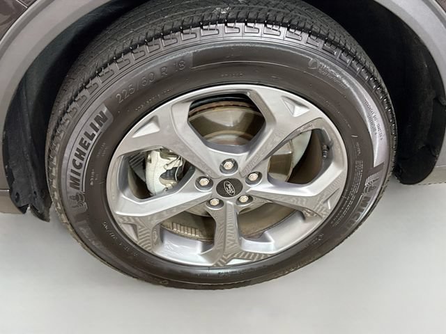 Certified 2025 Ford Escape ST-Line AWD/4WD image 30