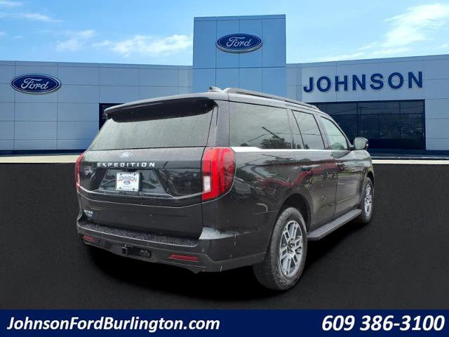 Certified 2025 Ford Expedition Active AWD/4WD image 4