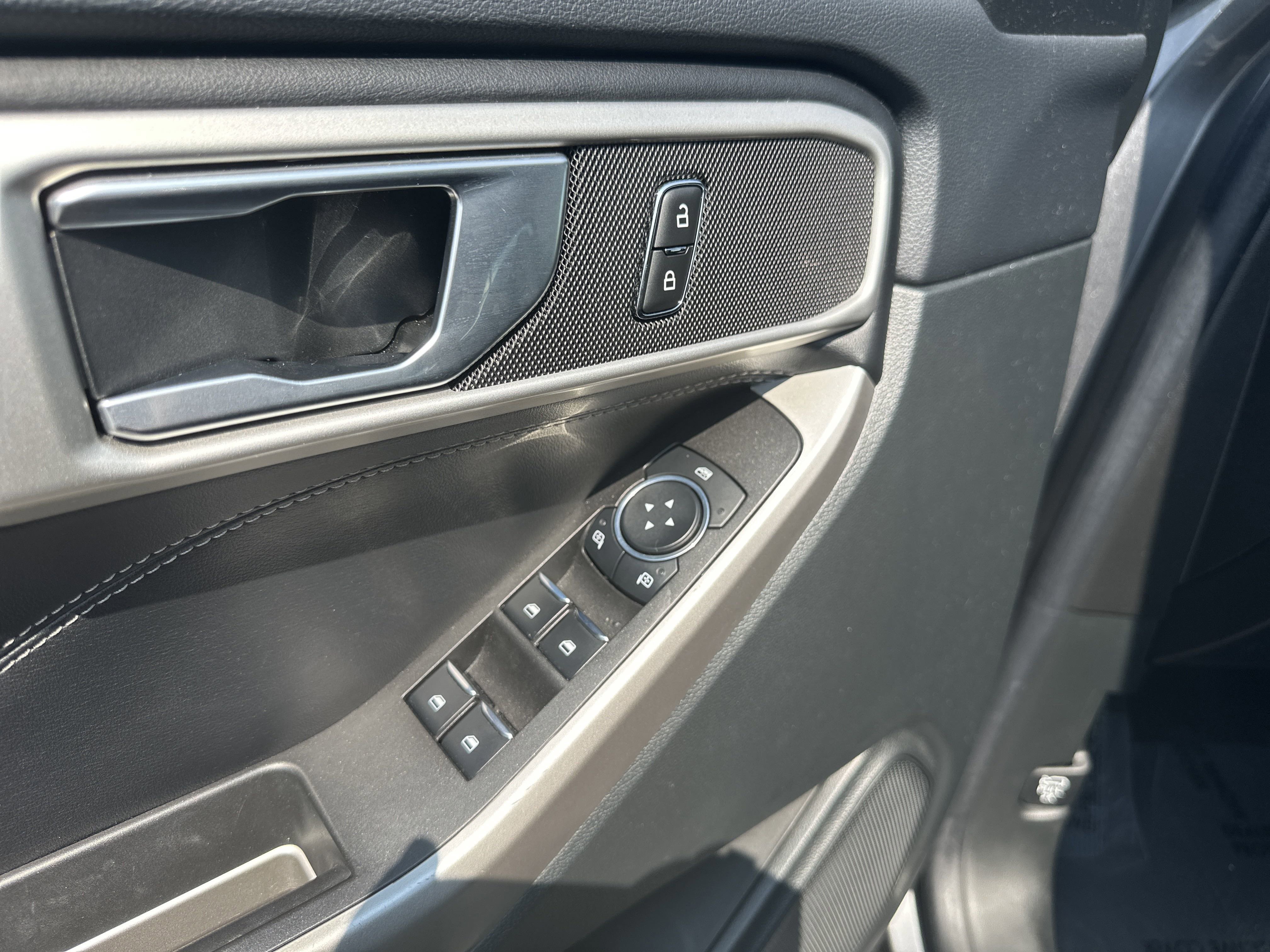 Certified 2023 Ford Explorer XLT w/ Equipment Group 202A image 12