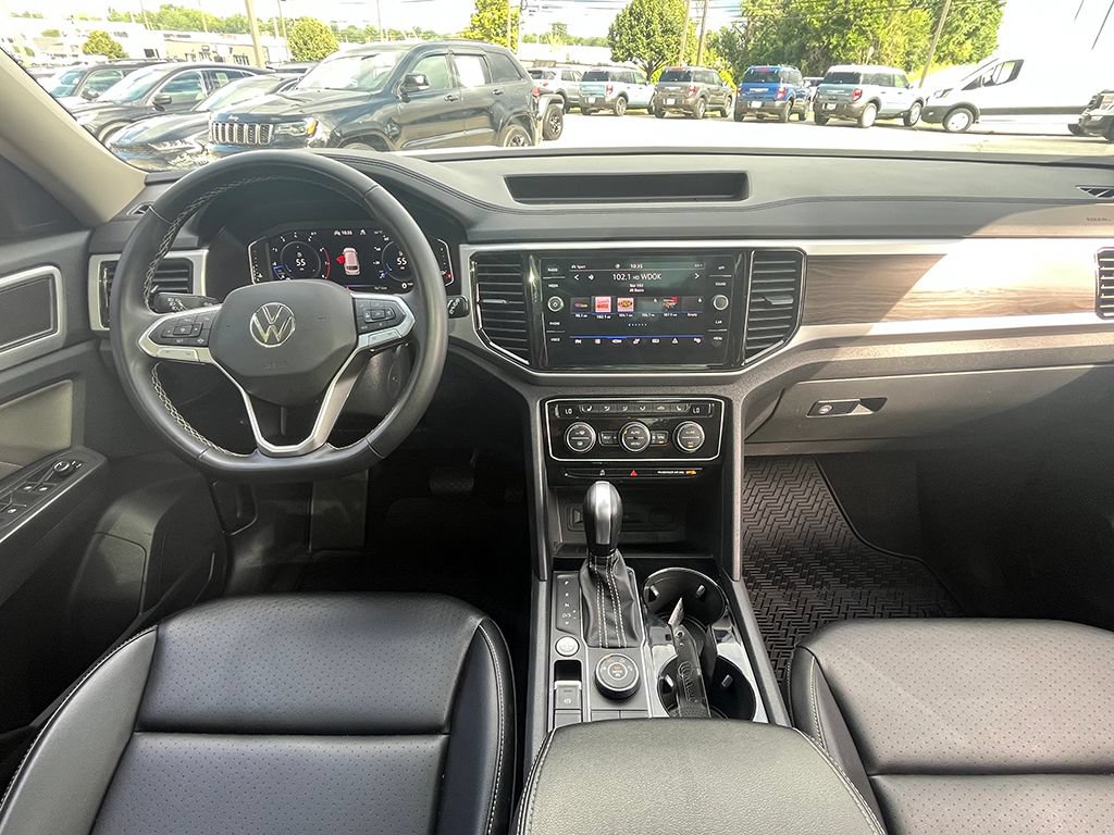 Used 2022 Volkswagen Atlas SE AWD/4WD image 13