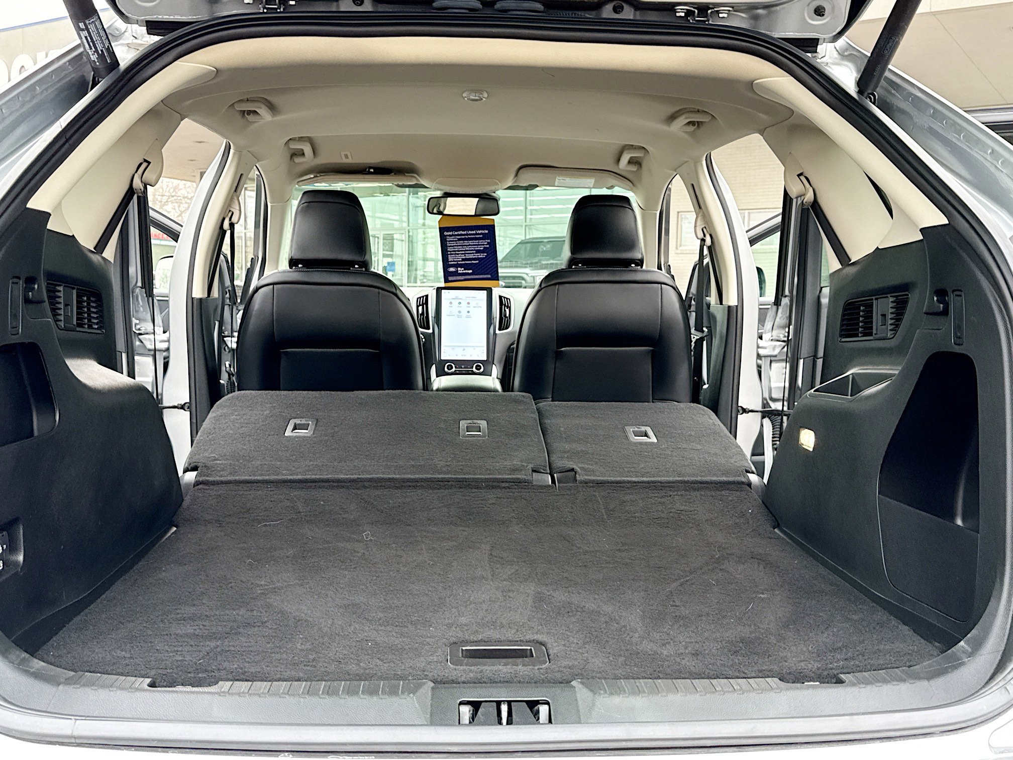 Certified 2022 Ford Edge SEL w/ Convenience Package image 10