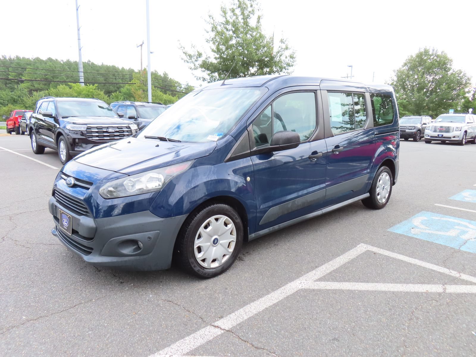 Certified 2017 Ford Transit Connect XL FWD image 3