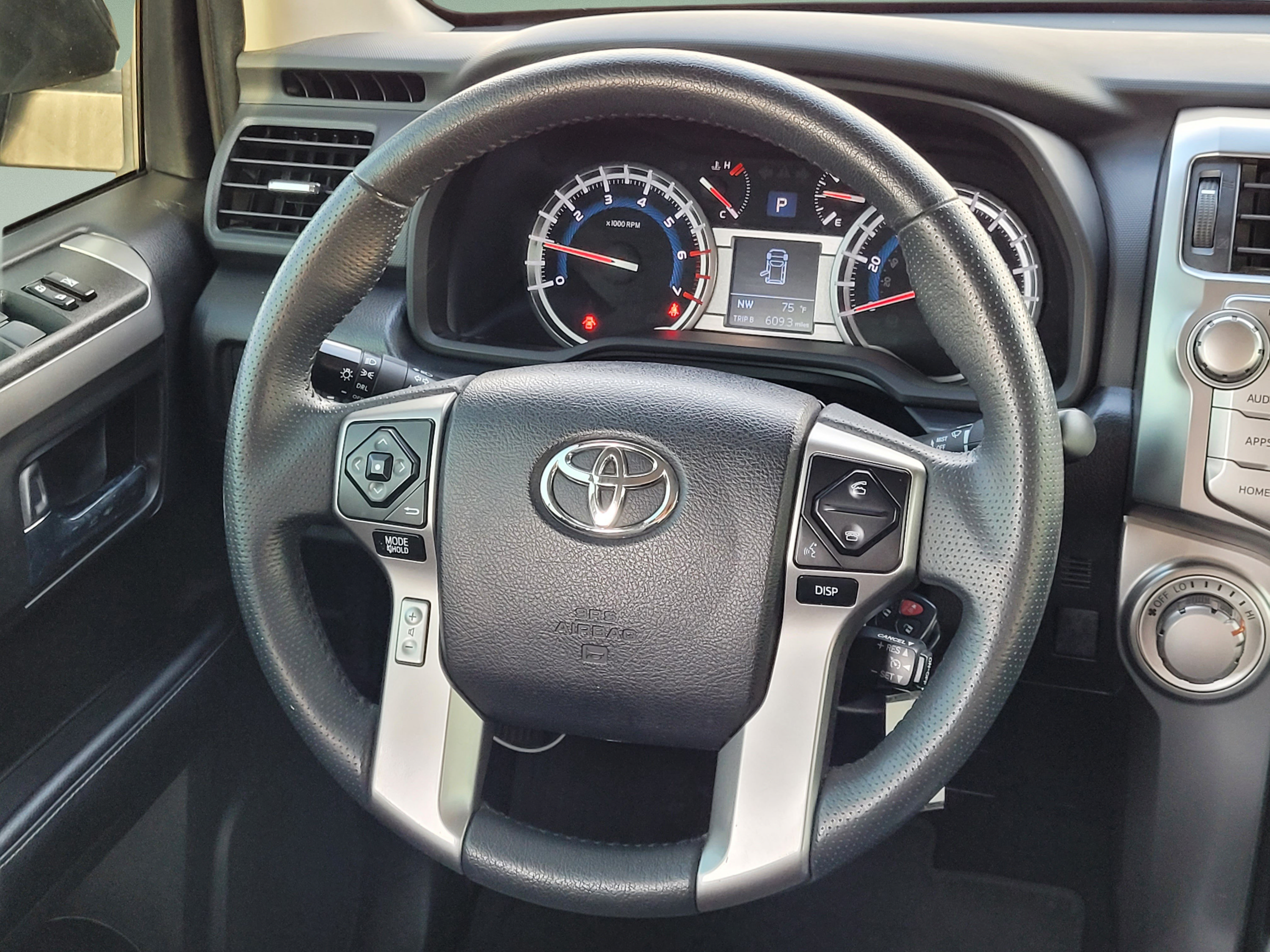 Used 2019 Toyota 4Runner SR5 Premium AWD/4WD image 10