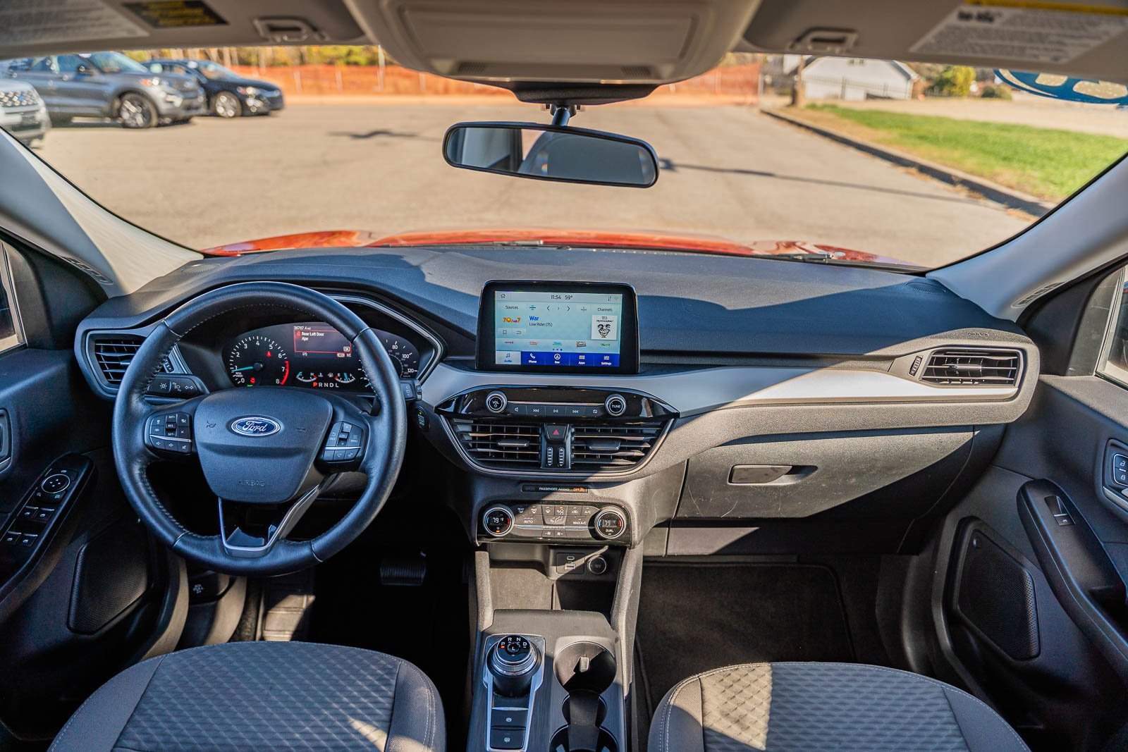 Certified 2021 Ford Escape SE w/ SE Sport Appearance Package image 22