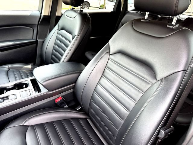 Certified 2021 Ford Edge SEL w/ Convenience Package FWD image 9
