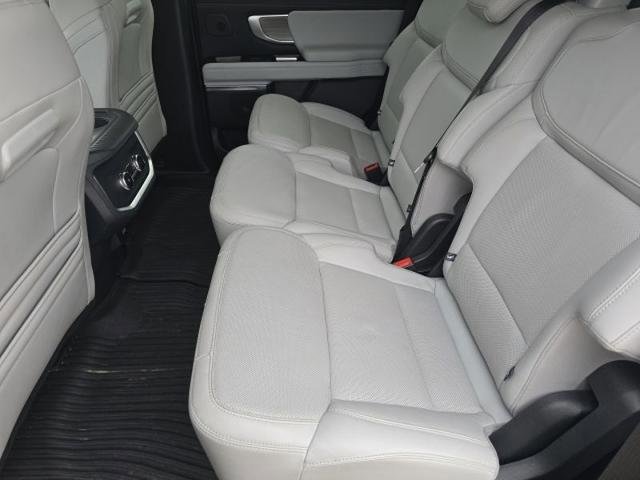 Certified 2025 Ford Expedition Platinum w/ Driver's Package image 10