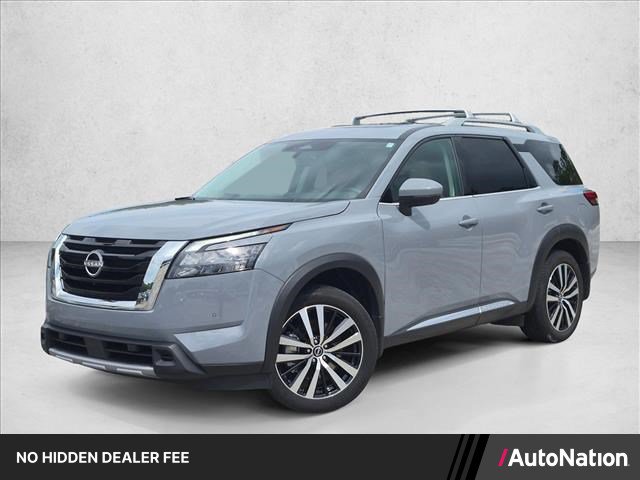 Used 2025 Nissan Pathfinder Platinum w/ Cargo Package
