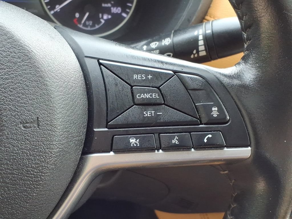 Used 2023 Nissan Sentra SV w/ SV Premium Package FWD image 28