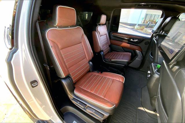 Used 2024 GMC Yukon XL Denali Ultimate image 19