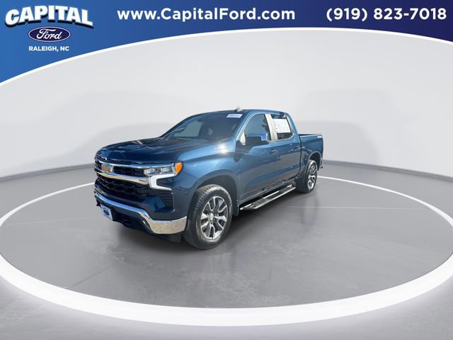 Used 2023 Chevrolet Silverado 1500 LT image 2