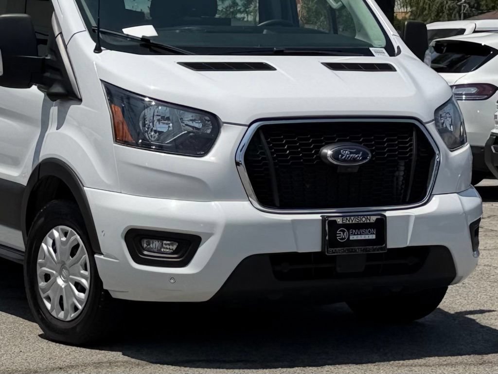 Certified 2023 Ford Transit 350 XLT RWD image 4