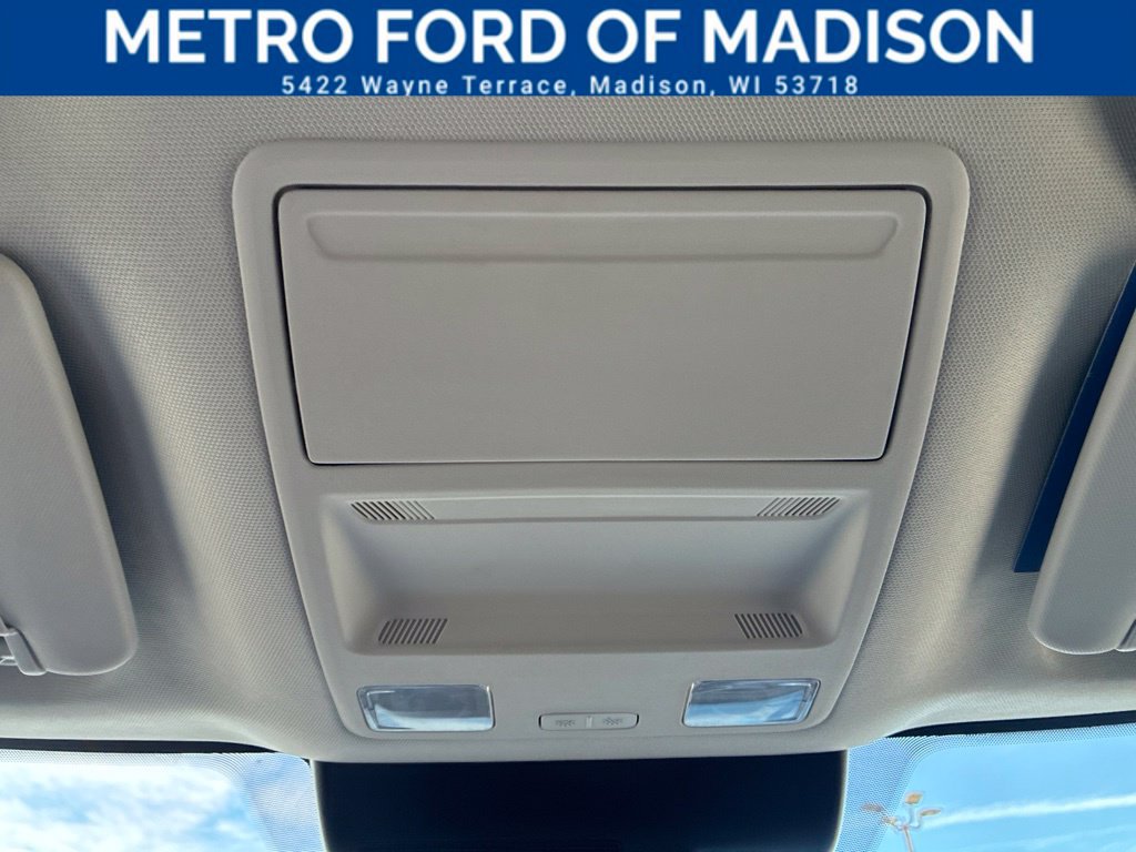 Certified 2025 Ford Maverick XL FWD image 28