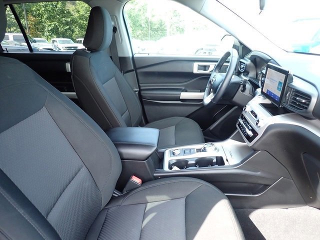 Certified 2023 Ford Explorer XLT image 11