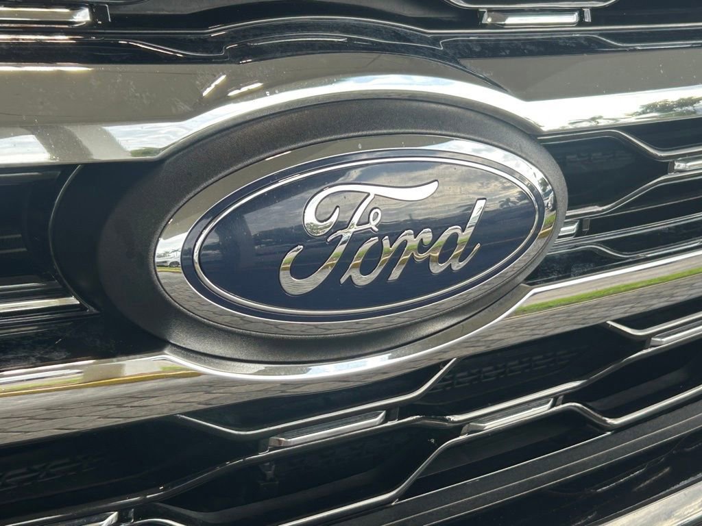 Certified 2024 Ford Expedition Limited image 19