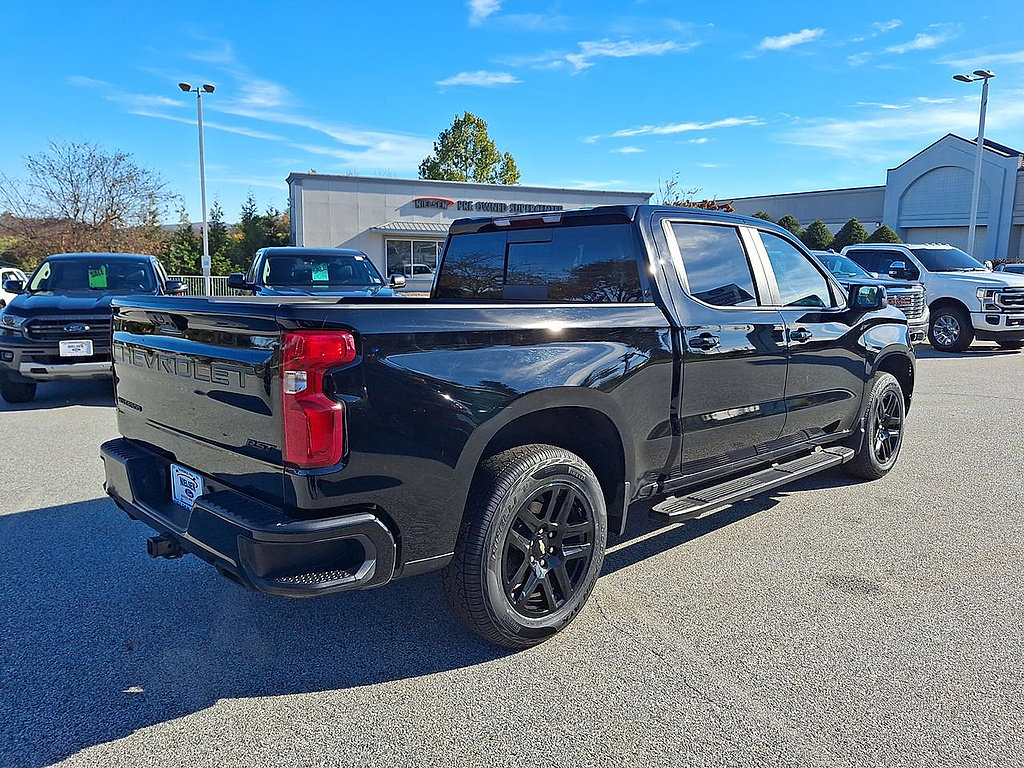 Used 2024 Chevrolet Silverado 1500 RST AWD/4WD image 25