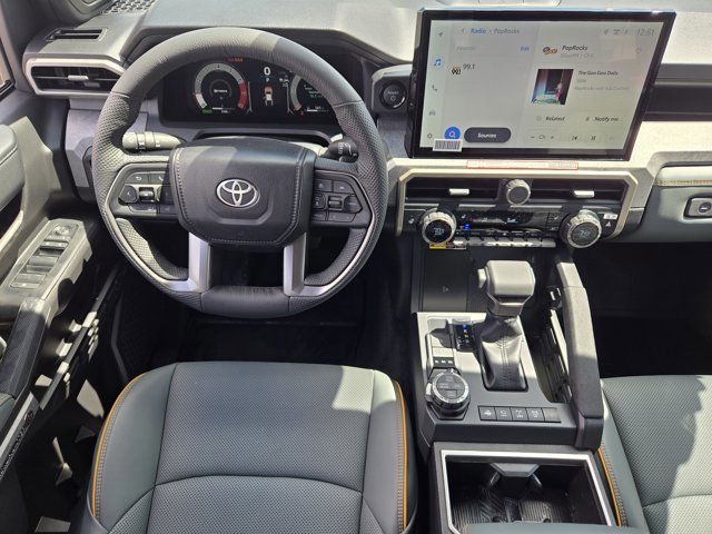 Used 2025 Toyota Tacoma Trailhunter image 26