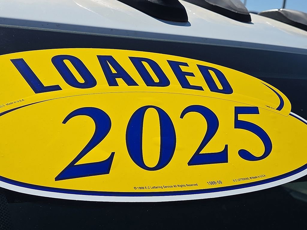 Used 2025 RAM 3500 Limited image 13