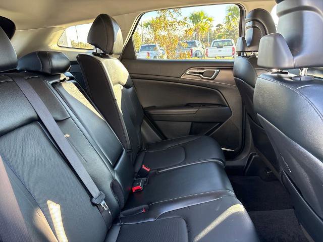 Used 2023 Kia Sportage EX image 29