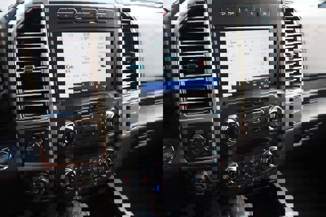 Certified 2020 Ford F150 Platinum w/ Equipment Group 701A Luxury image 25